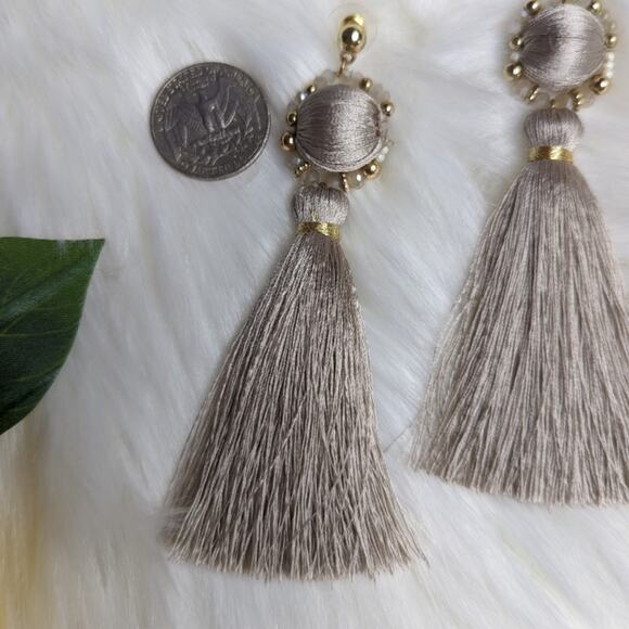 Taupe Tassel earrings - Picture 7 of 10